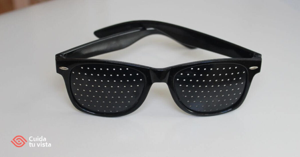gafas reticulares es un ejercicio del método bates