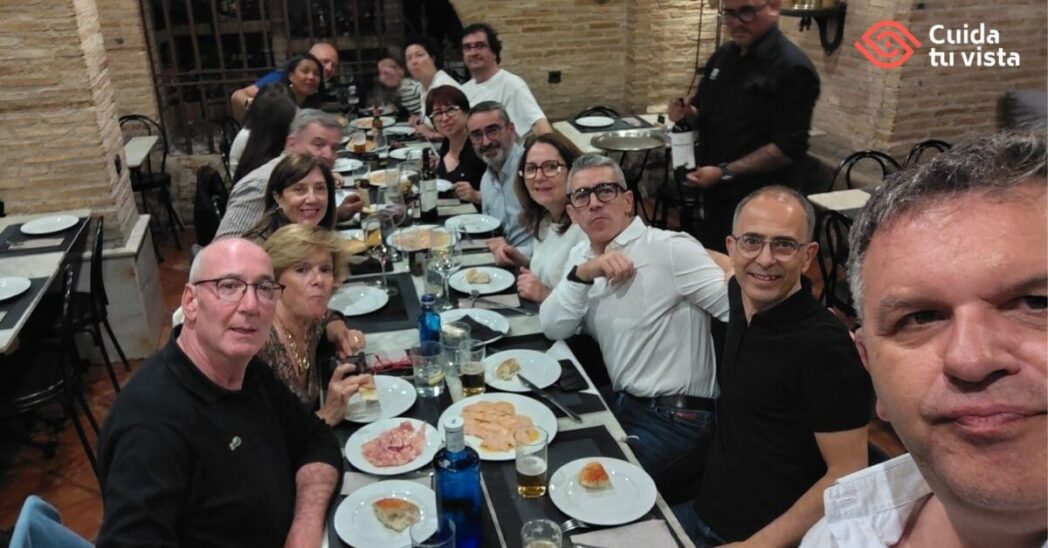 cena sábado post OPTOM con amigos