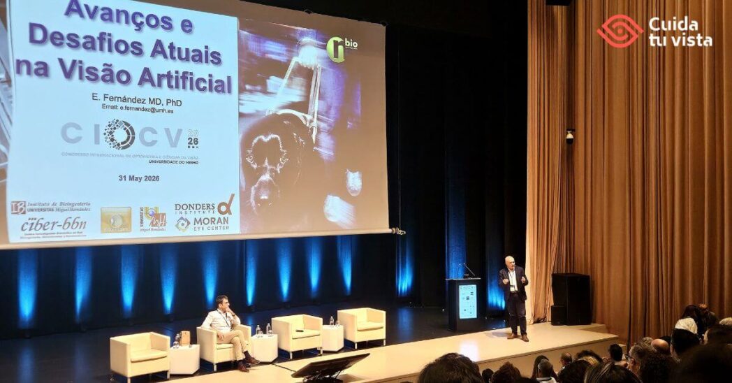 Eduardo Fernández Jover durante su ponencia en el CIOCV 2026